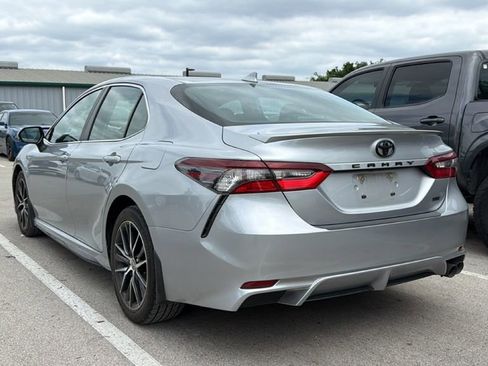 Used 2024 Toyota Camry SE FWD image 7
