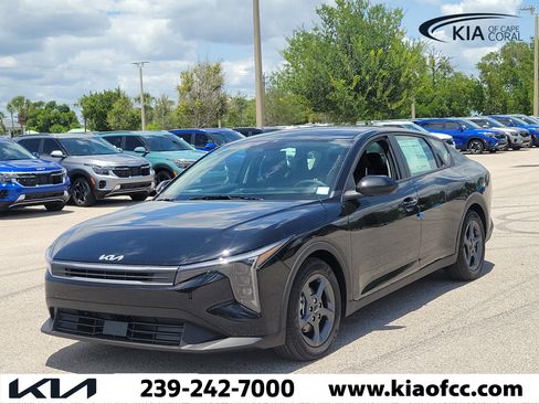 New 2026 Kia K4 FWD image 3