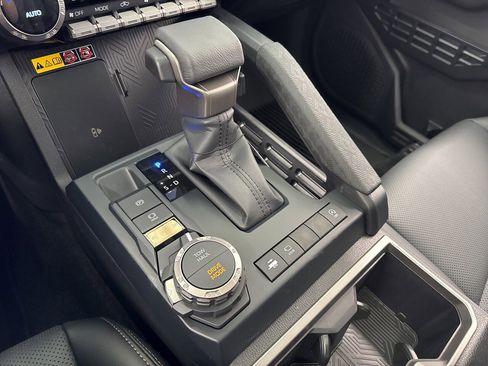 New 2026 Toyota Tacoma Limited image 32