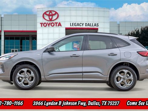 Used 2024 Ford Escape ST-Line image 7