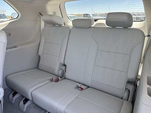 New 2026 Buick Enclave Avenir w/ Super Cruise Package AWD/4WD image 26