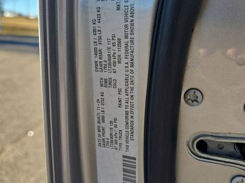 Used 2024 RAM 3500 Tradesman image 29