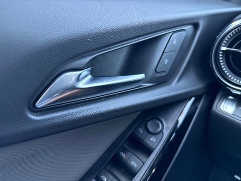 Used 2025 Chevrolet Equinox LT w/ Convenience Package II image 28