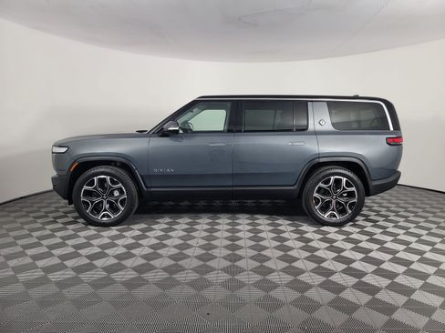 Used 2024 Rivian R1S Adventure AWD/4WD image 2