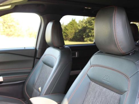 Used 2023 Ford Explorer Timberline AWD/4WD image 29
