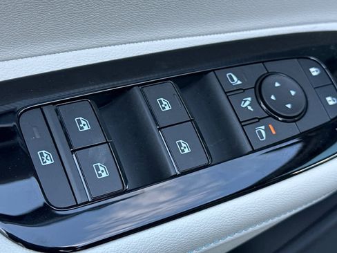 New 2026 Nissan Murano Platinum image 14