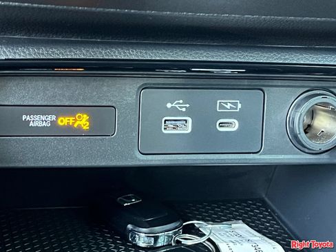 Used 2025 Honda CR-V EX image 26