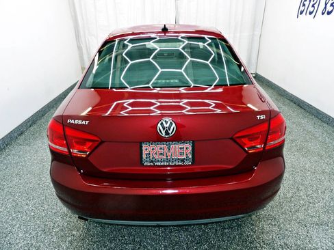 Used 2015 Volkswagen Passat 1.8T Wolfsburg Edition image 5