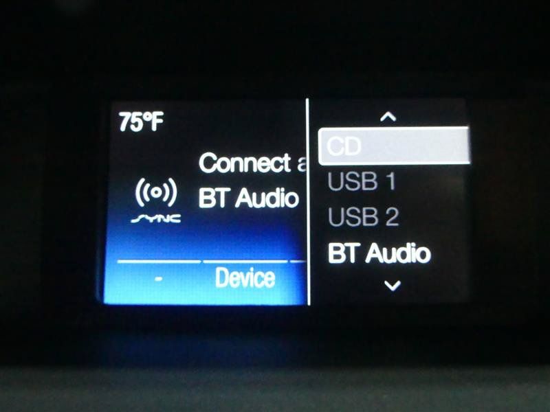 Used 2015 Ford Focus SE w/ Reverse Sensing Package FWD image 40