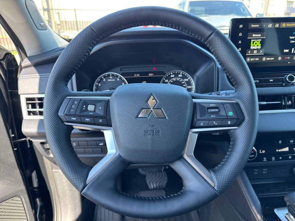 New 2026 Mitsubishi Outlander SE AWD/4WD image 8