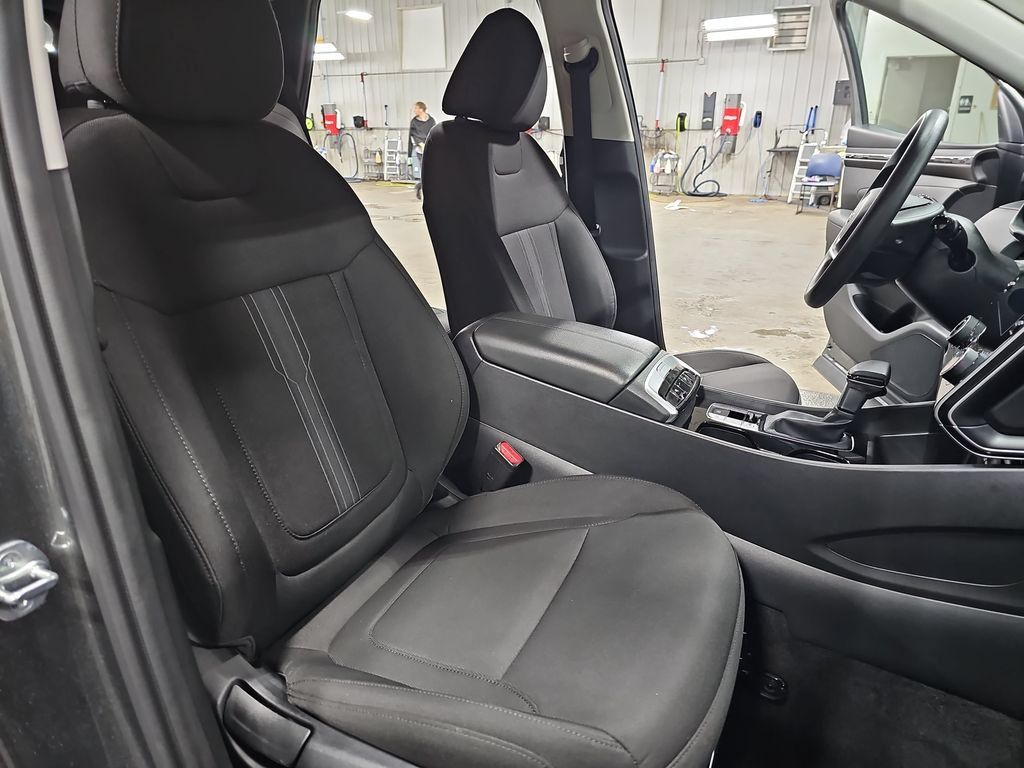 Used 2023 Hyundai Tucson SEL AWD/4WD image 10