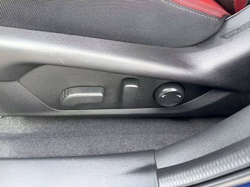 Used 2024 Subaru Impreza RS w/ Popular Package #3 image 10