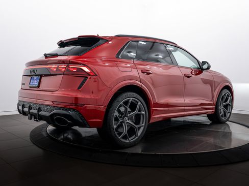 New 2026 Audi RS Q8 performance image 5