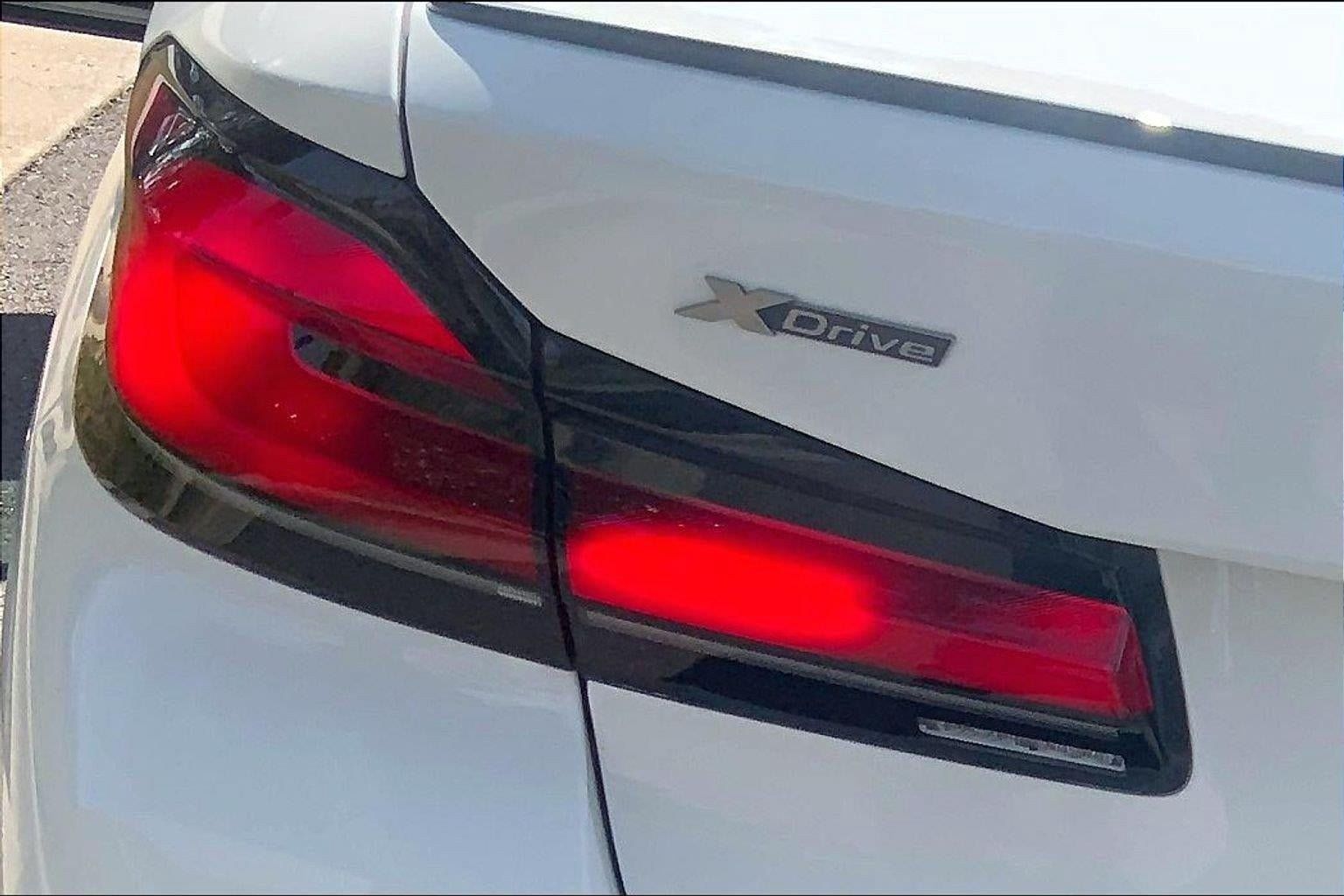 Used 2023 BMW M550i xDrive w/ Parking Assistance Package AWD/4WD image 28