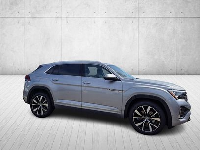 New 2026 Volkswagen Atlas Cross Sport SEL Premium R-Line