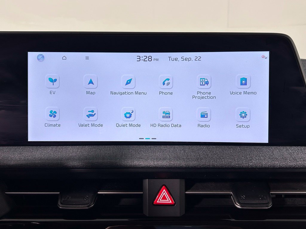 Used 2023 Kia EV6 Wind w/ Wind Technology Package AWD/4WD image 19