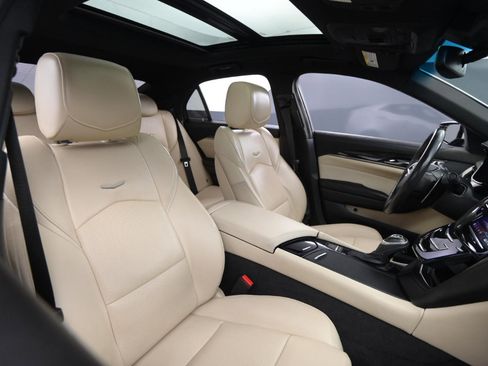 Used 2019 Cadillac CTS Luxury image 46