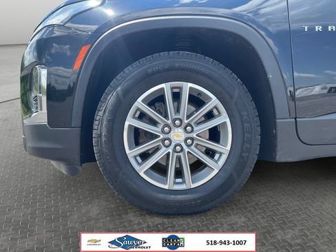 Used 2023 Chevrolet Traverse LT w/ LPO, Floor Liner Package AWD/4WD image 9