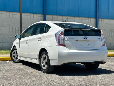 Used 2013 Toyota Prius Three w/ Protection Pkg FWD image 5