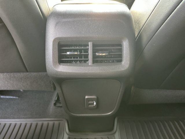 Certified 2023 Chevrolet Equinox RS FWD image 20