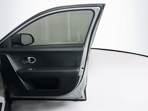 Used 2024 Hyundai Ioniq 5 SEL RWD image 33