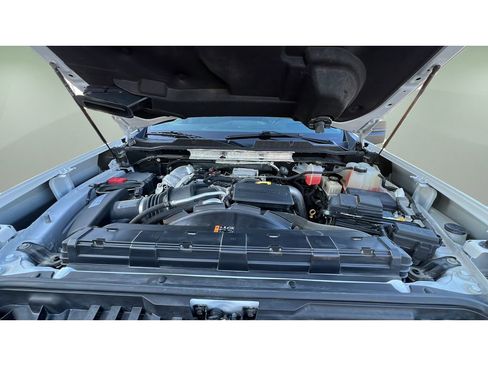 Used 2020 Chevrolet Silverado 2500 LTZ w/ LTZ Premium Package image 33