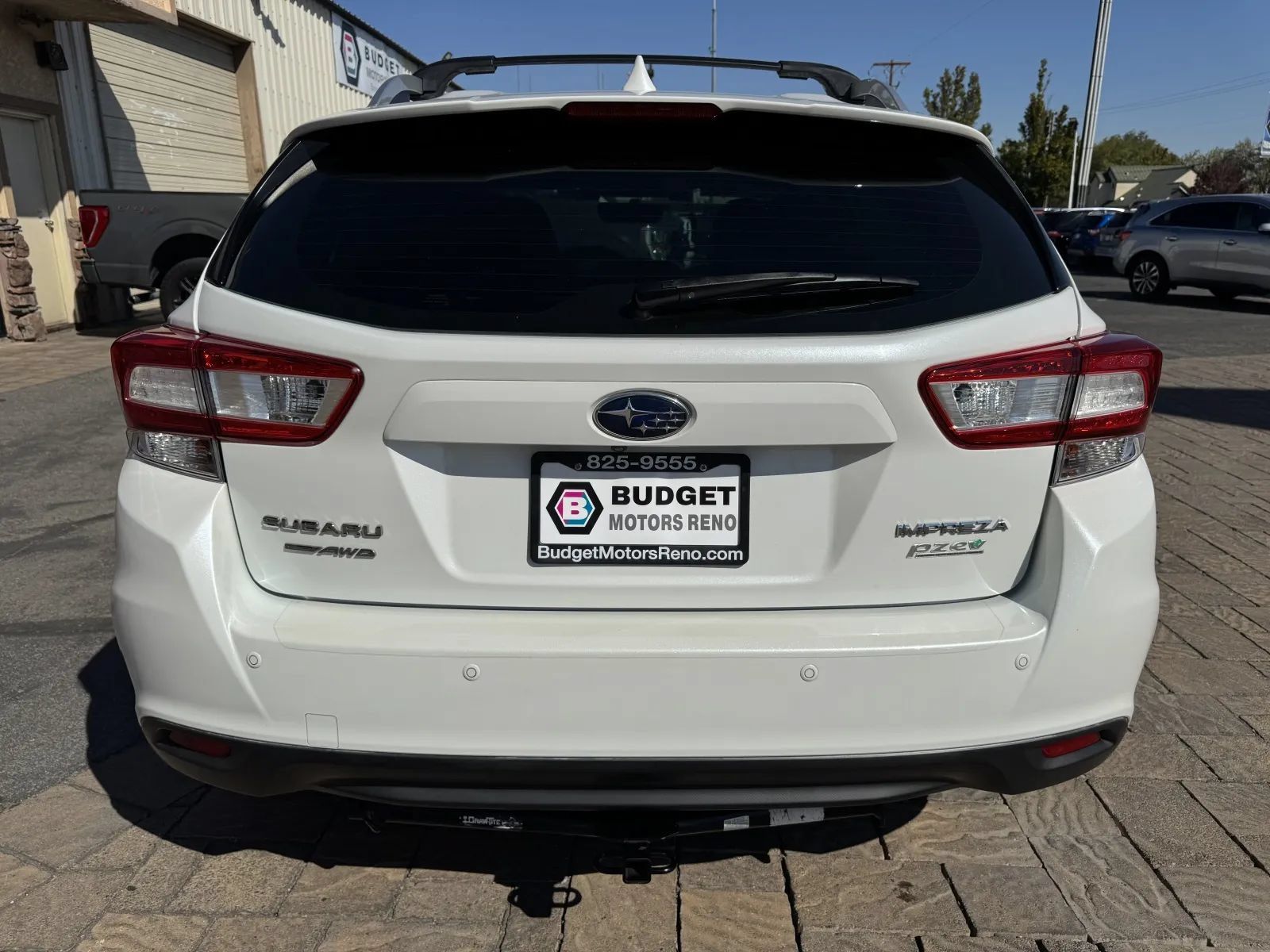 Used 2017 Subaru Impreza 2.0i Limited AWD/4WD image 3