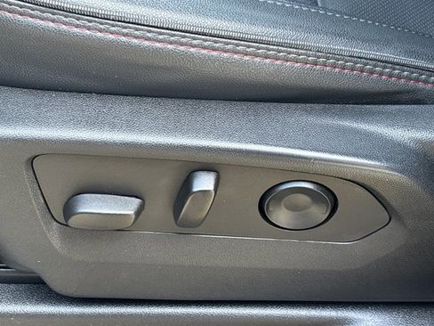 Used 2022 Chevrolet Tahoe RST image 22