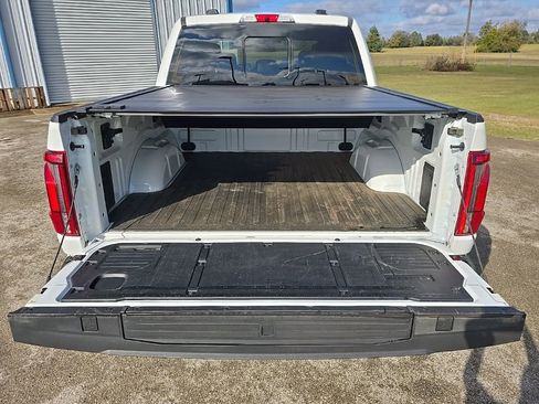 Used 2024 Ford F150 Platinum w/ FX4 Off-Road Package image 33
