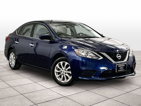 Used 2018 Nissan Sentra SV FWD image 2