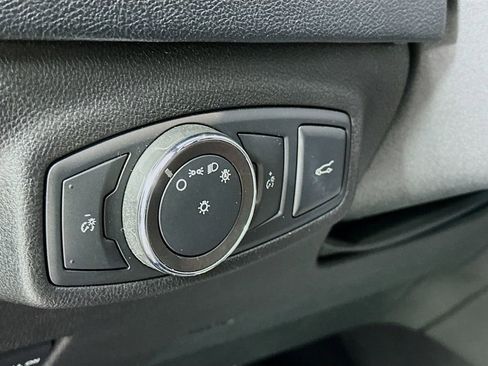 Used 2018 Lincoln MKC Reserve w/ Lincoln MKC Climate Package image 11