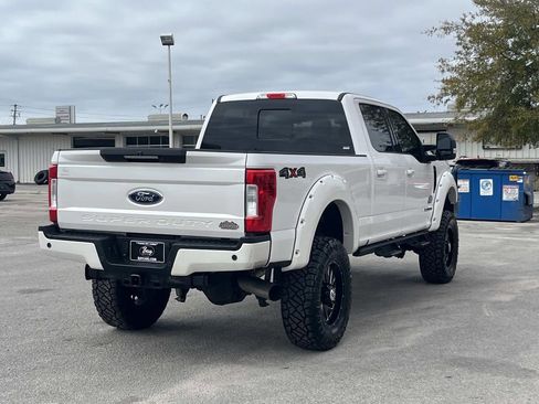 Used 2019 Ford F250 Lariat w/ Lariat Ultimate Package image 5