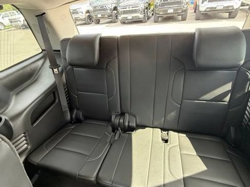 Used 2018 Chevrolet Tahoe Premier AWD/4WD image 23