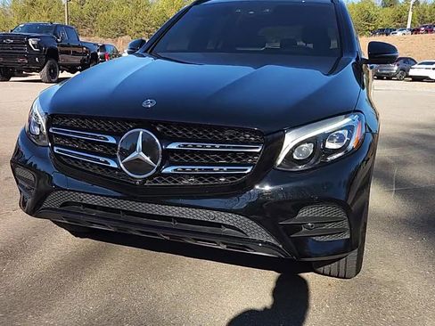 Used 2019 Mercedes-Benz GLC 300 image 3