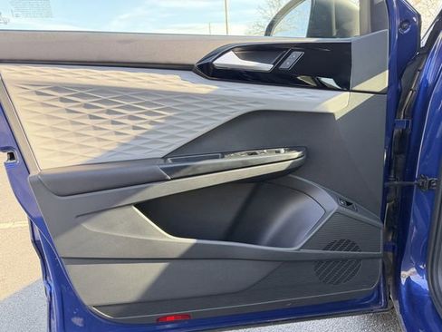 Used 2023 Volkswagen Taos S image 10