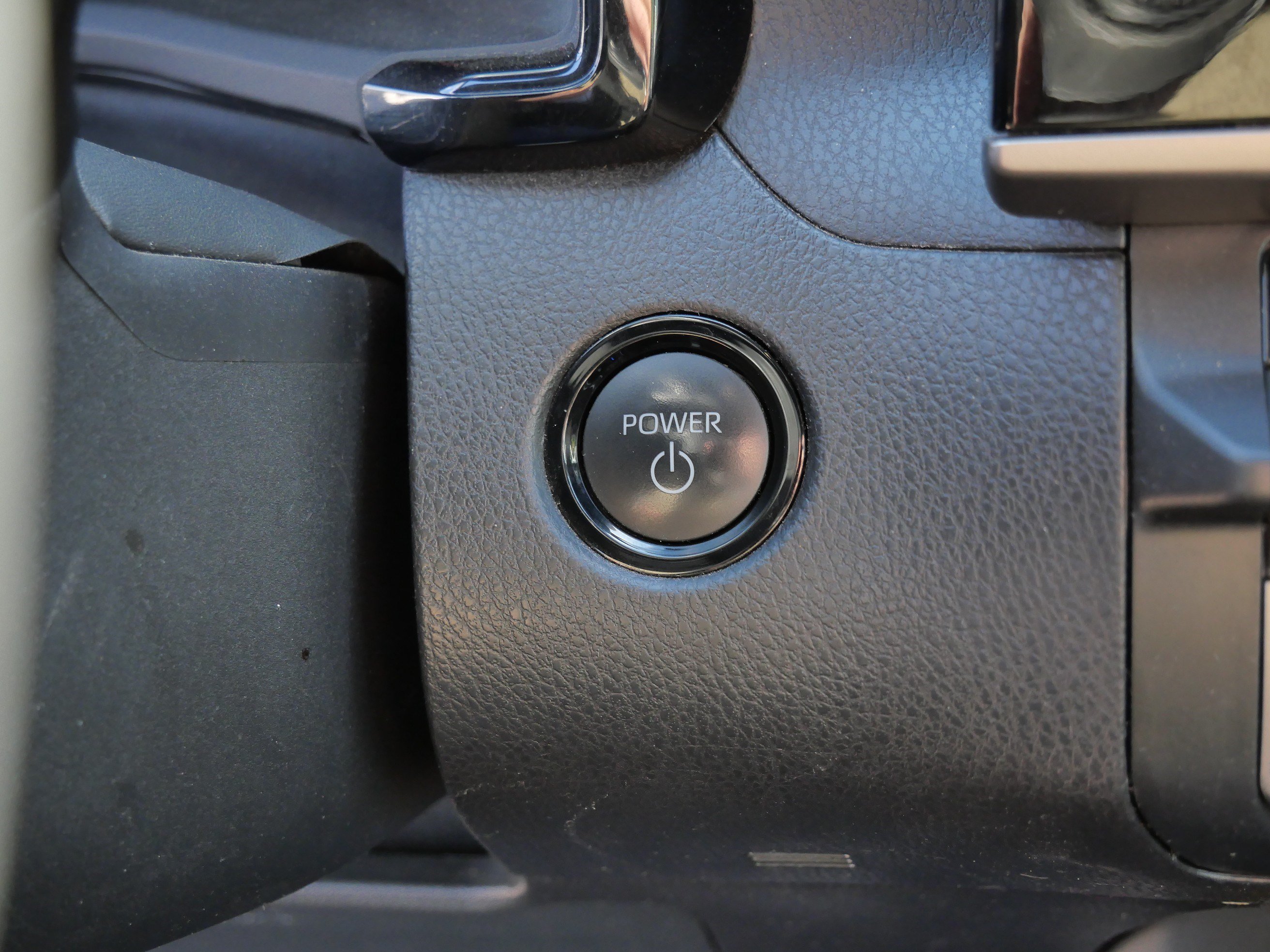 Certified 2025 Toyota Camry SE FWD image 30