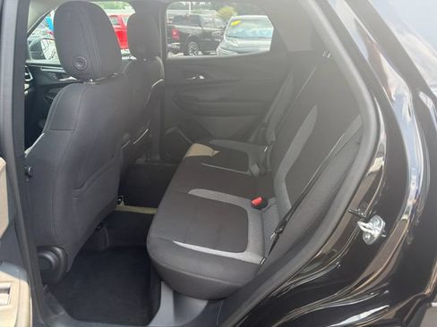 Used 2025 Chevrolet TrailBlazer LT AWD/4WD image 30