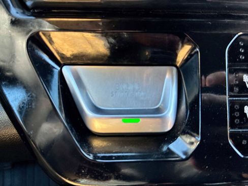 Certified 2023 GMC Sierra 1500 Denali Ultimate image 17