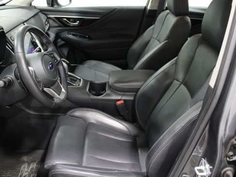Used 2022 Subaru Legacy Limited image 3