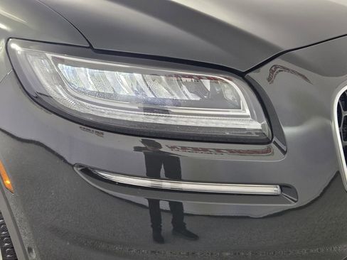 Used 2023 Lincoln Nautilus Reserve w/ Equipment Group 201A image 12