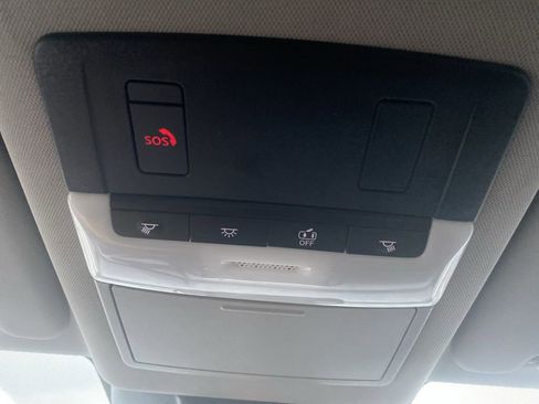 Certified 2024 Nissan Rogue SV image 25