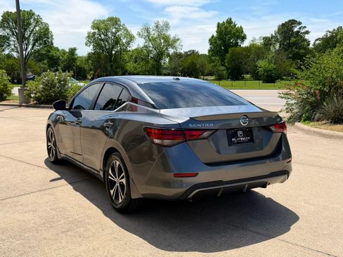 Used 2020 Nissan Sentra SV image 3