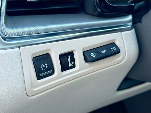 New 2025 Cadillac XT5 Premium Luxury w/ Technology Package image 10