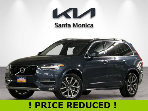 Used 2018 Volvo XC90 T5 Momentum image 1