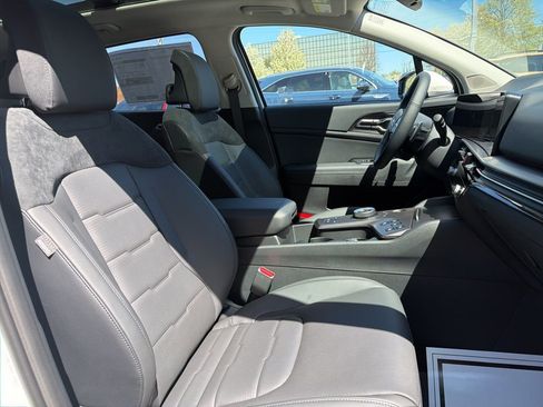 New 2026 Kia Sportage SX Prestige AWD/4WD image 11