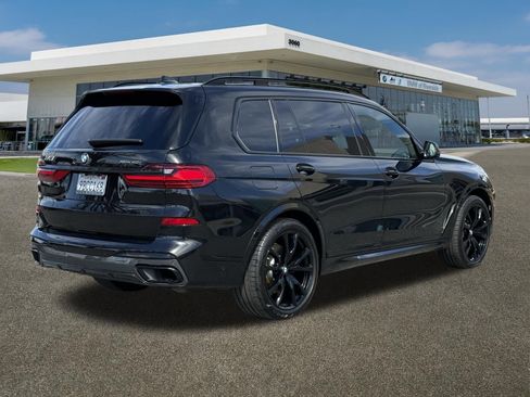 Certified 2022 BMW X7 xDrive40i w/ M Sport Package image 10