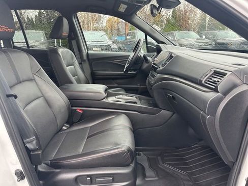 Used 2024 Honda Ridgeline TrailSport image 10