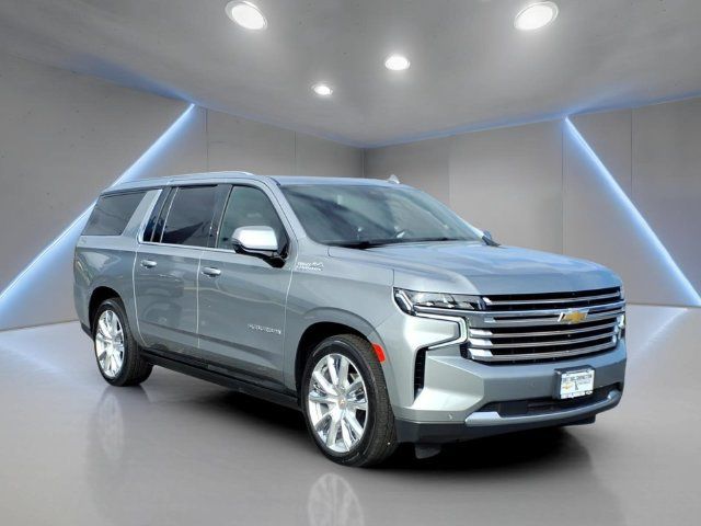 Used 2024 Chevrolet Suburban High Country AWD/4WD image 1