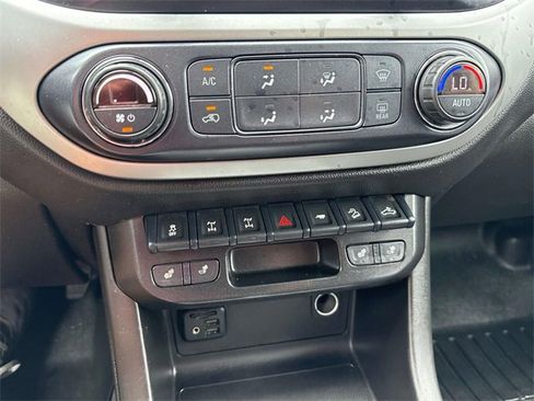 Used 2021 Chevrolet Colorado ZR2 image 29