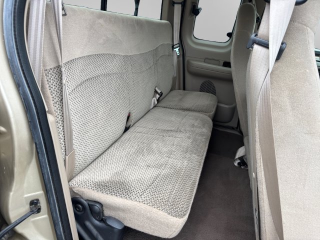 Used 2000 Ford F150 XLT RWD image 13